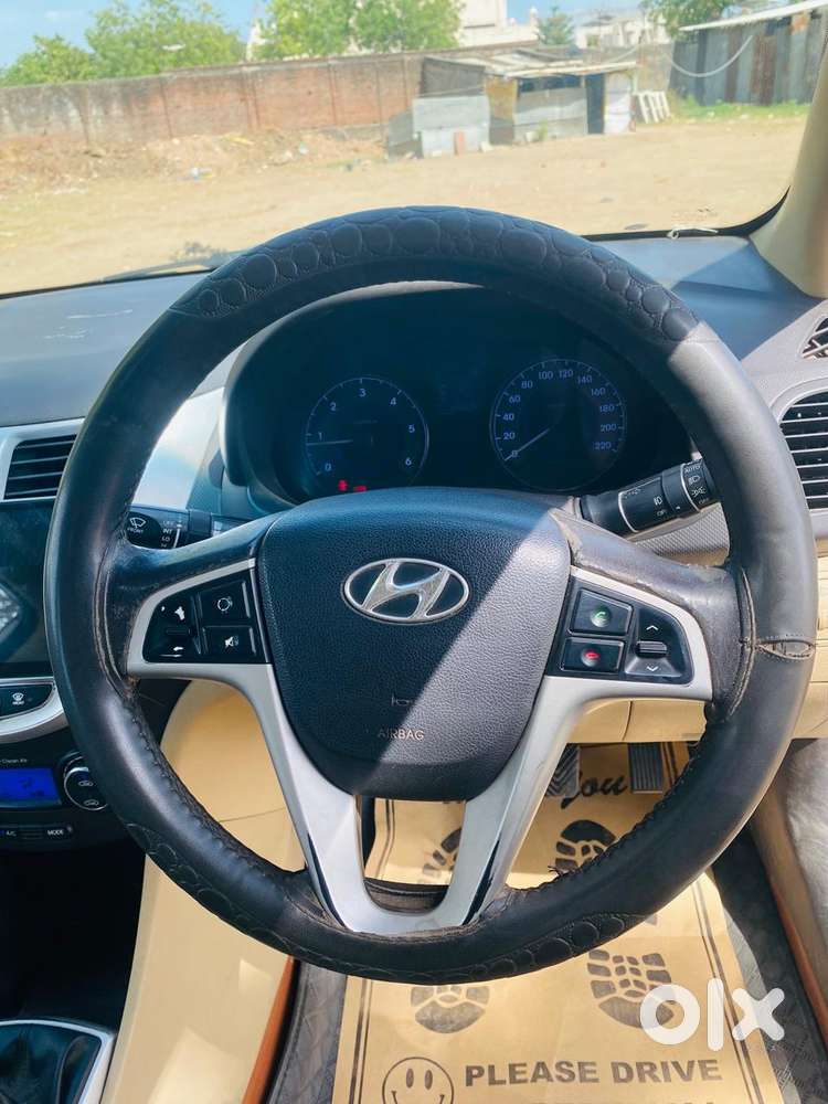 Hyundai Verna 1.6 Sx Crdi, 2015, Diesel