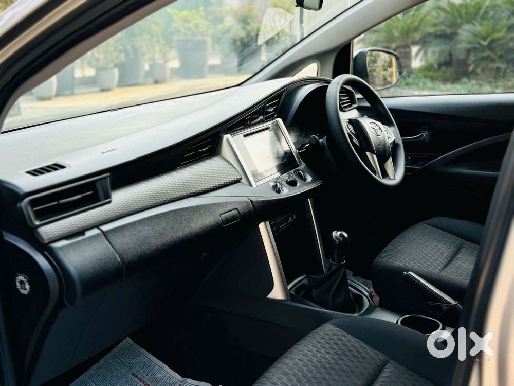 Toyota Innova Crysta [2020-ongoing] 2.4 Gx 7 Str, 2019, Diesel