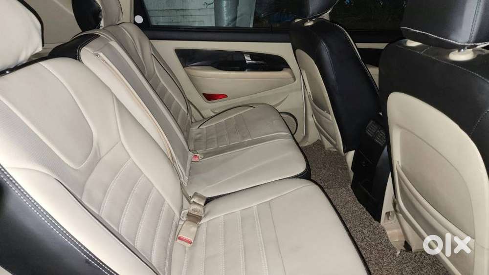 Mahindra Ssangyong Rexton Rx7, 2015, Diesel
