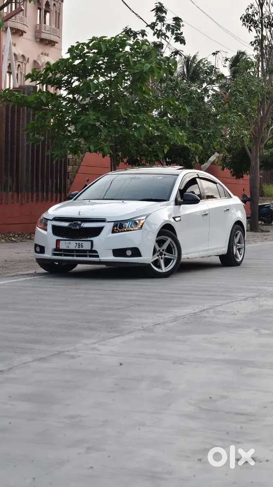 Chevrolet Cruze V Vip Number 786 (time Pass Vale Massage Kare Please)