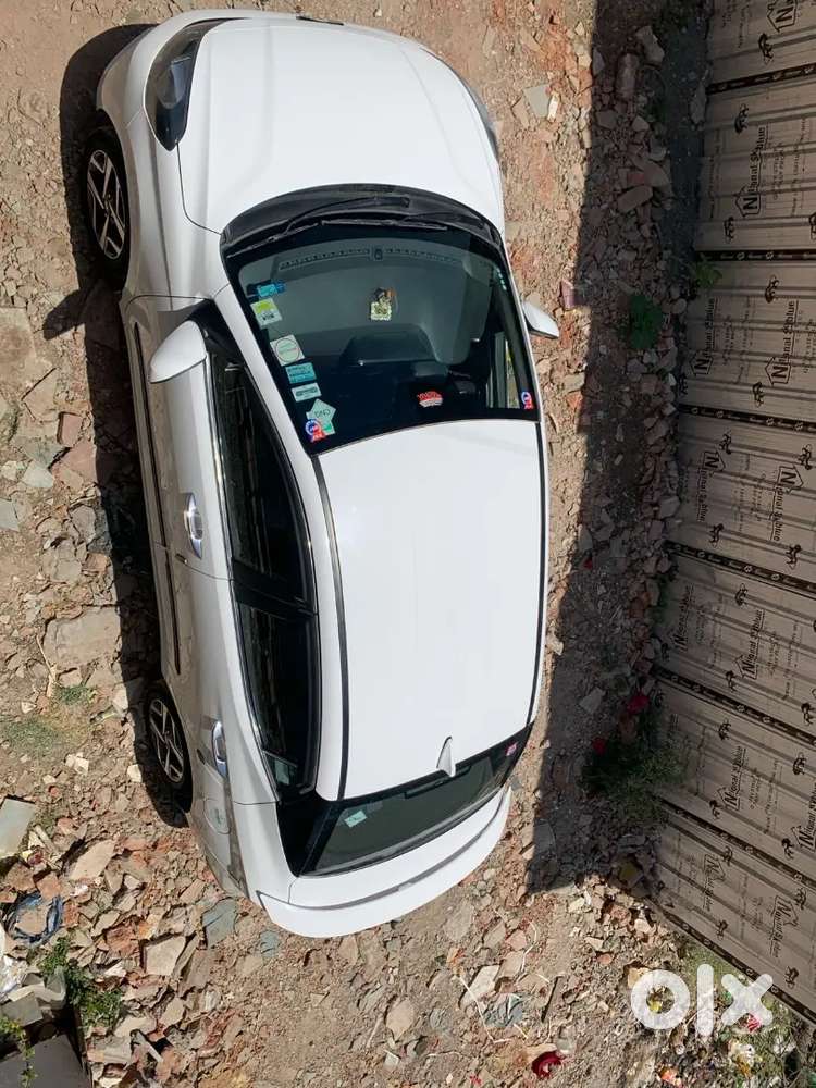 Hyundai Aura 2025 Cng & Hybrids 72000 Km Driven