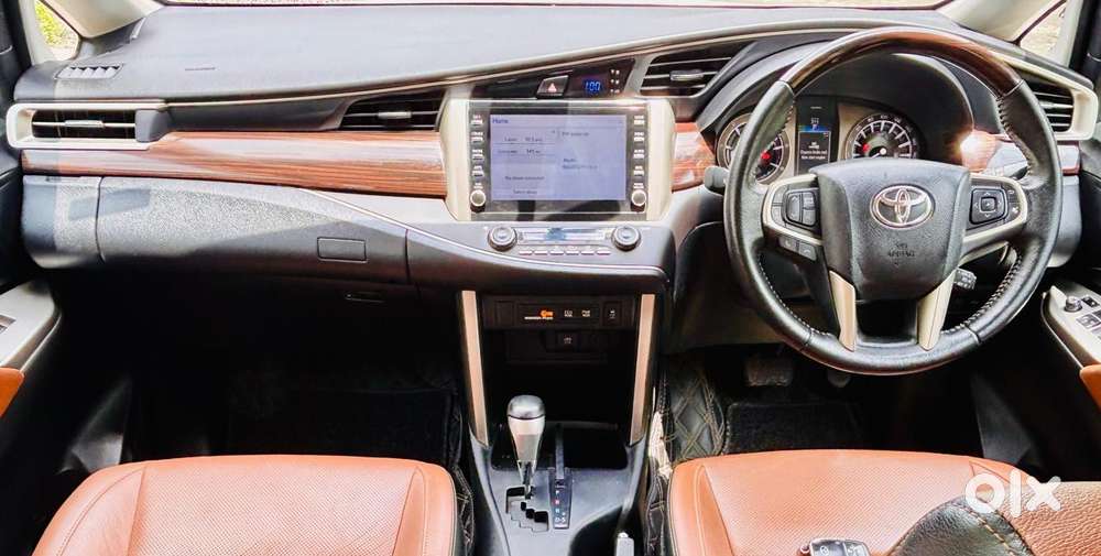 Toyota Innova Crysta [ ] 2.4 Zx At 7 Str, 2022, Diesel