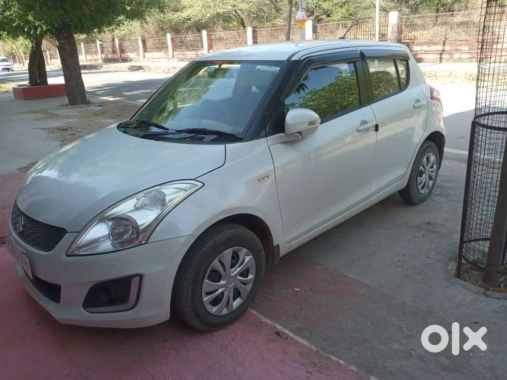 Maruti Swift Vxi (petrol) 2017