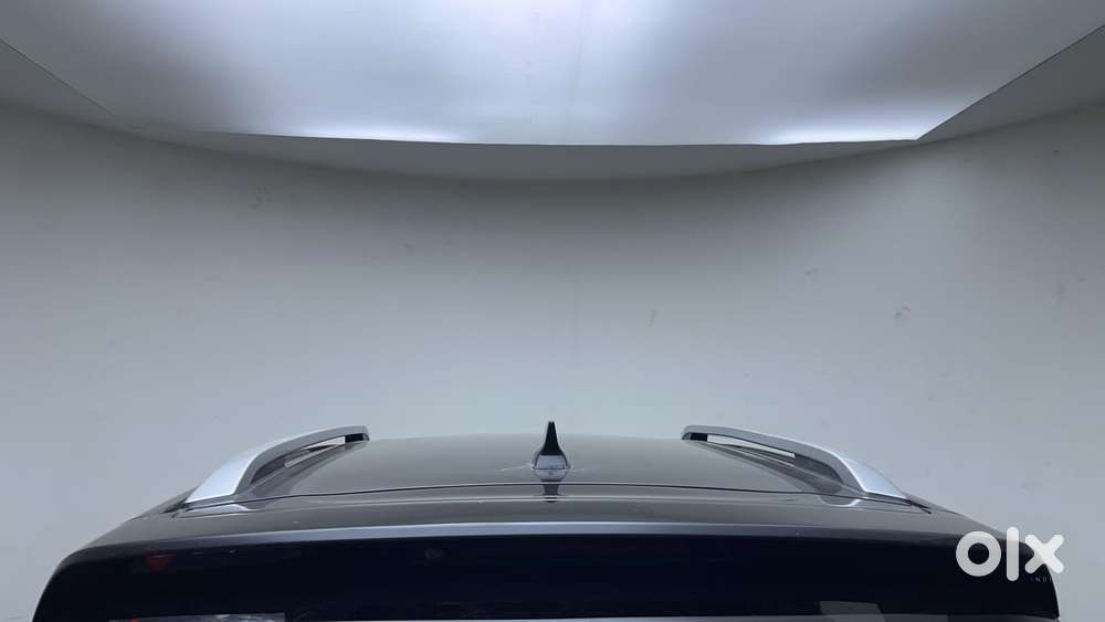 Maruti Suzuki Brezza 1.5 Zxi Plus Smart Hybrid Dual Tone, 2023, Petr..