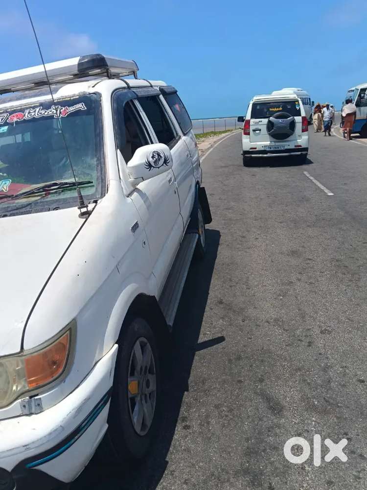 Chevrolet Tavera 2013