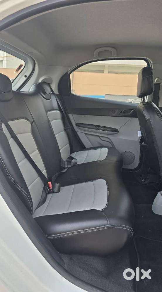 Tata Tiago 1.05 Revotorq Xt Option, 2023, Petrol