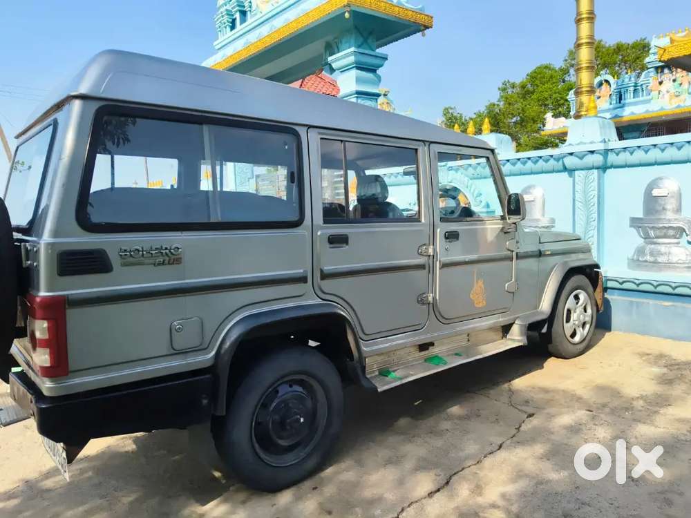 Bolero Xl 10 Seater 
Rc Valid :sep-2031