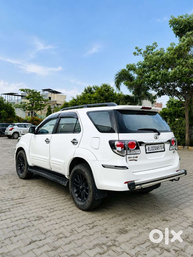 Toyota Fortuner 3.0 4x4 Manual, 2015, Diesel