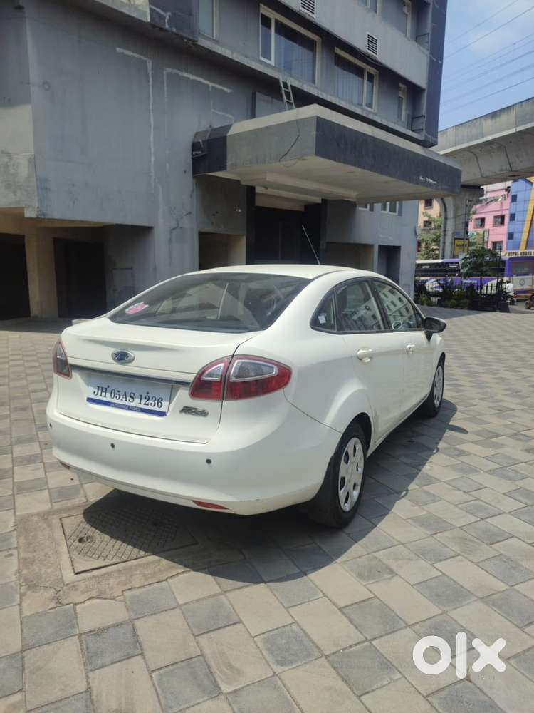 Ford Fiesta Petrol At 2013