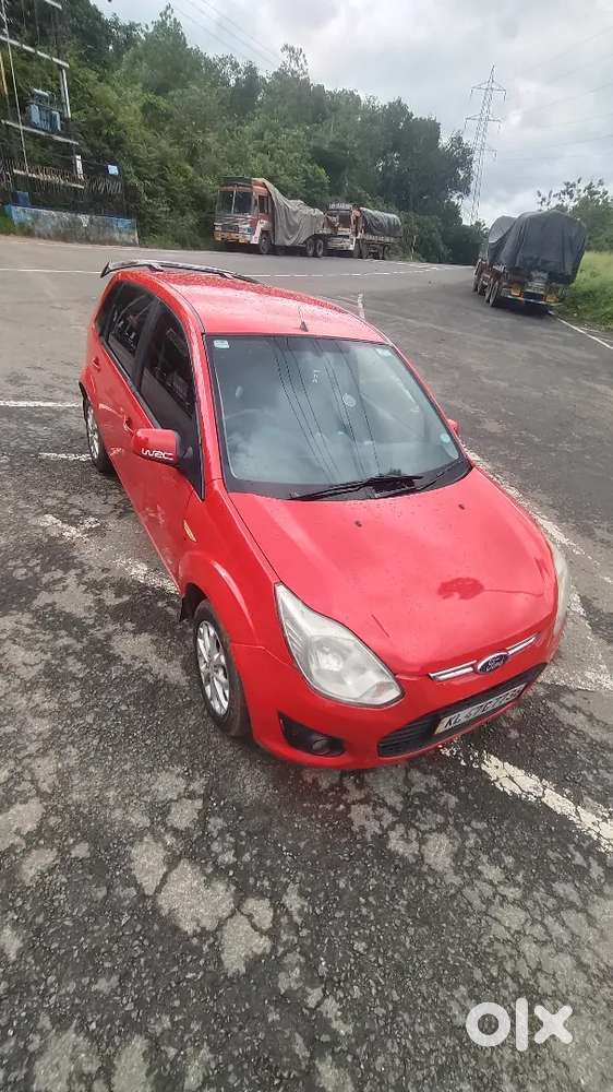 Ford Figo Titanium 2013