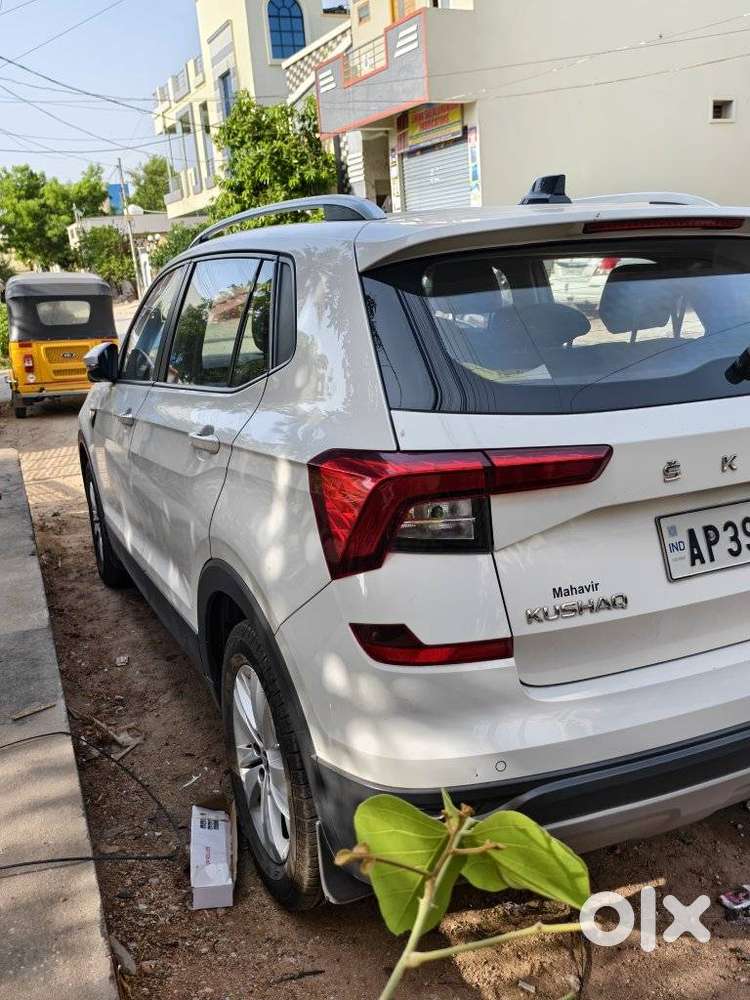 Skoda Kushaq 1.0 Tsi Ambition, 2022, Petrol