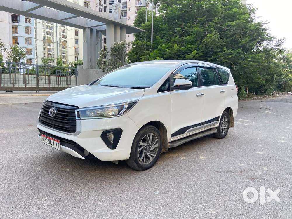 Toyota Innova Crysta 2.4 G Mt, 2022, Diesel