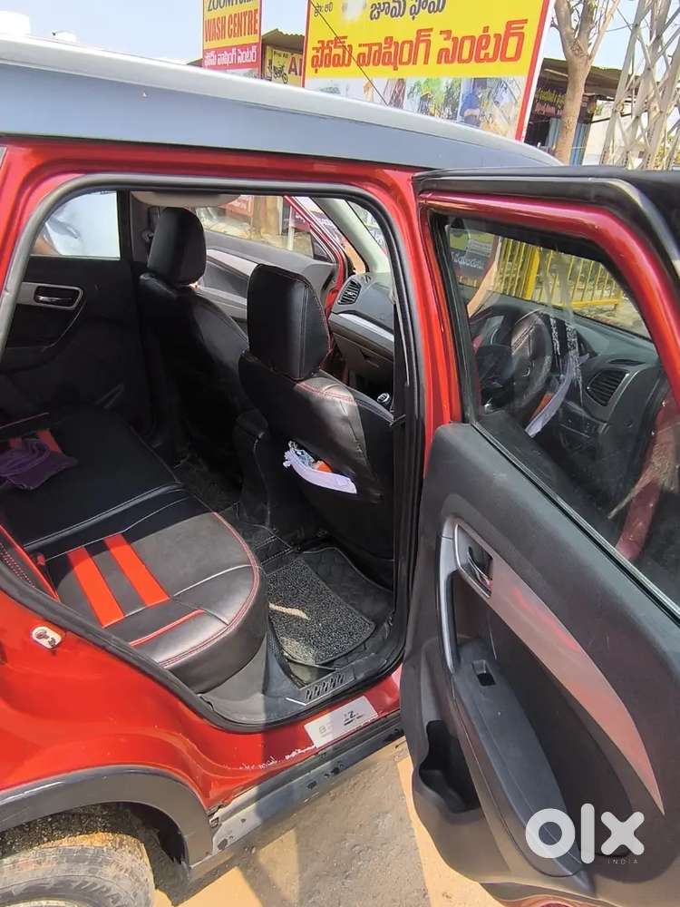 2017 Maruti Suzuki Brezza Zdi+ Dual Tone Manual