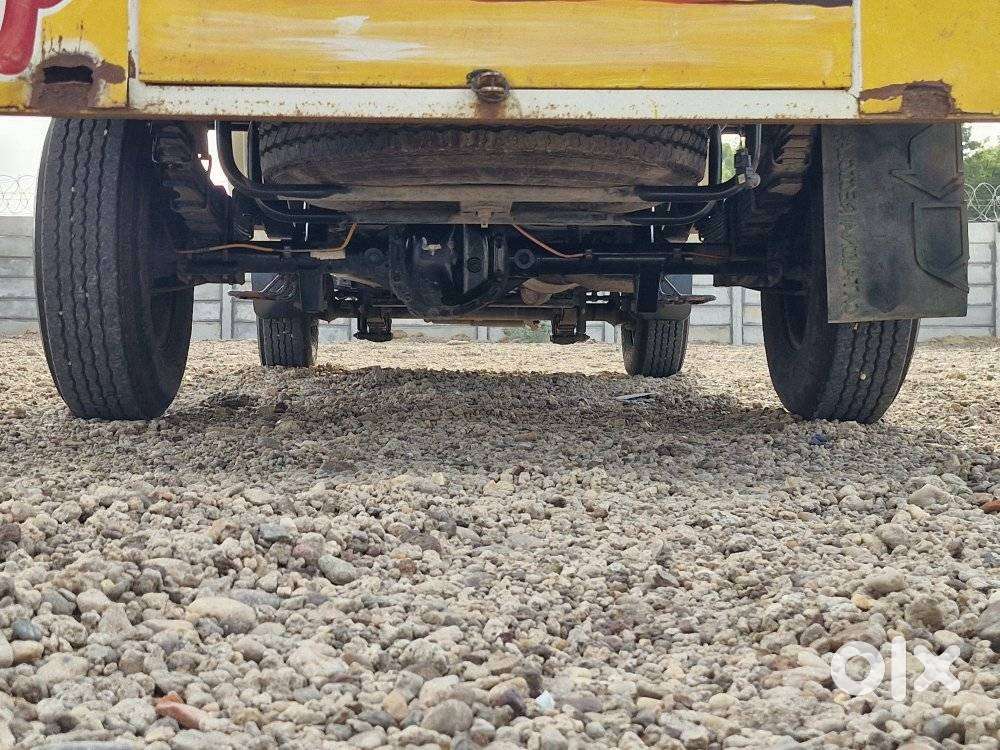 Mahindra Bolero Diz, 2024, Diesel