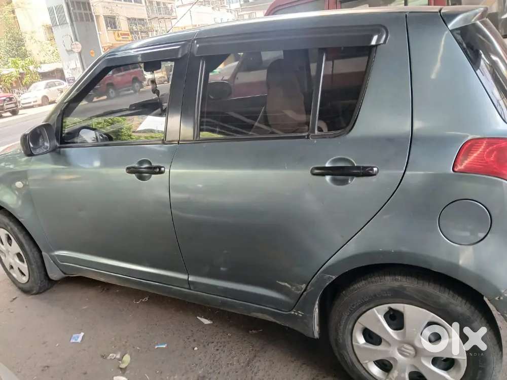 Maruti Swift Vxi 2011