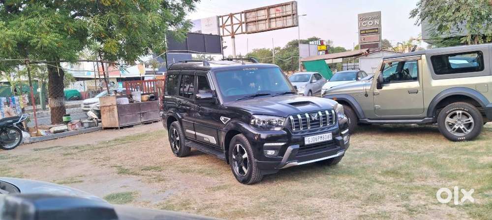Mahindra Scorpio Classic 2.2 S 11 Mt 7 Str, 2023, Diesel