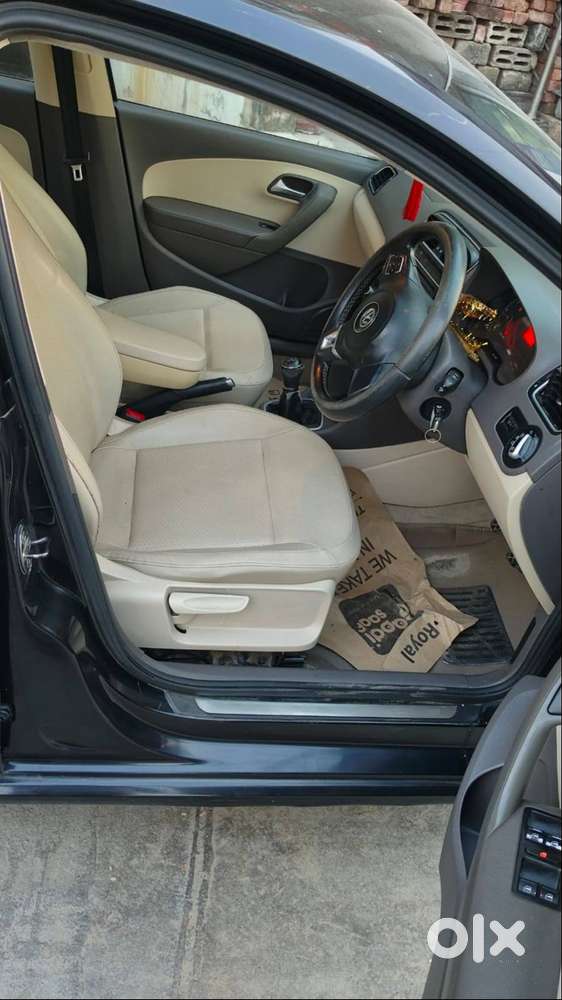 Volkswagen Vento Celeste 2013 Diesel Car