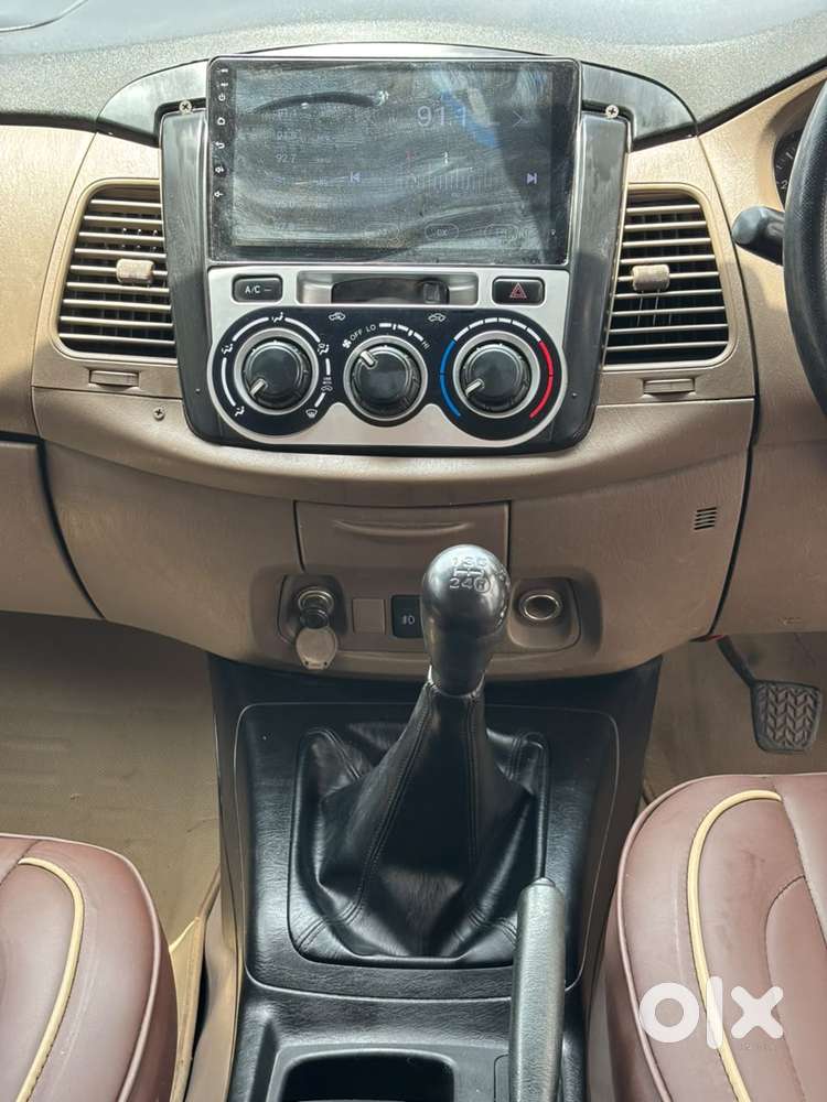 Toyota Innova 2.5 Gx 7 Seater Bs Iv, 2015, Diesel