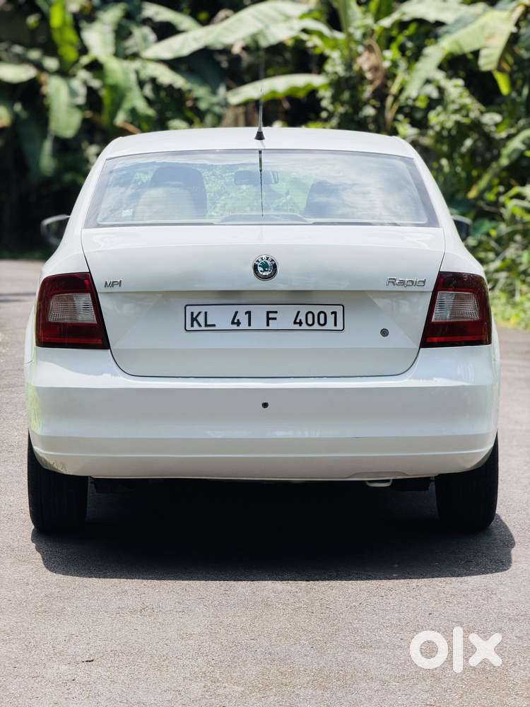 Skoda Rapid 1.6 Mpi At Ambition, 2012, Petrol