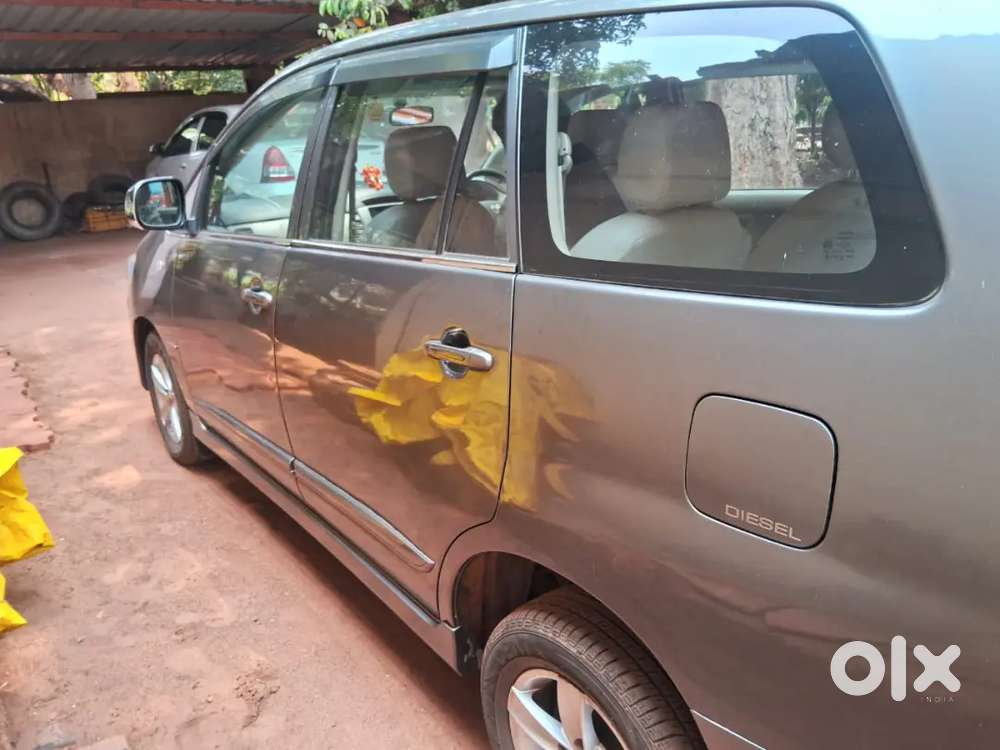 Toyota Innova 2014 Diesel Well Maintained