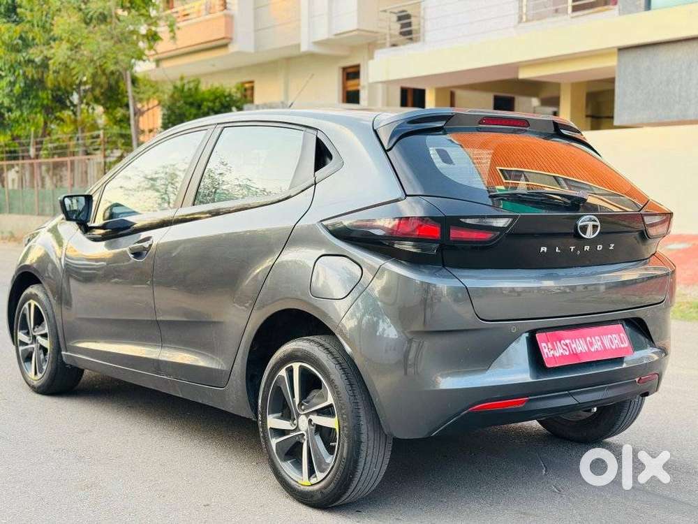 Tata Altroz, 2022, Petrol