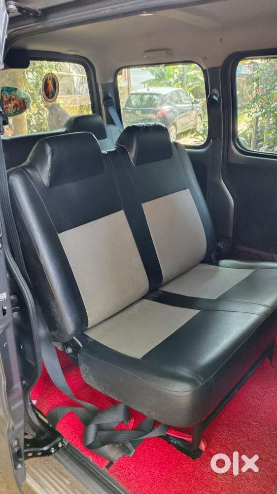 Maruti Suzuki Eeco 7 Seater Standard, 2017, Petrol