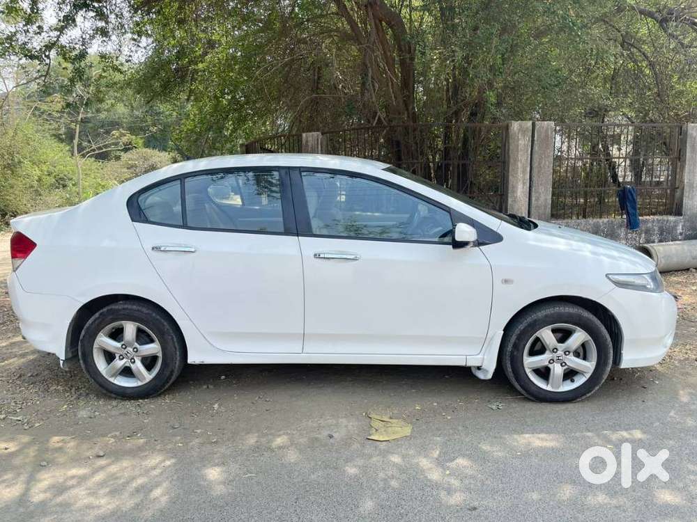 Honda City 2011-2013 V At Exclusive, 2011, Petrol