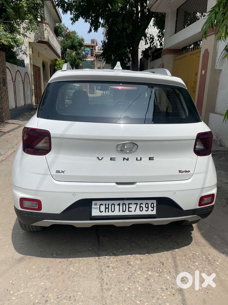 2021 Hyundai Automatic 39000 Km Petrol