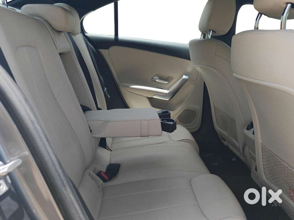 Mercedes-benz A-class Limousine 200, 2023, Petrol