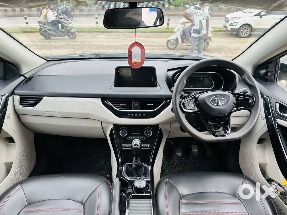Tata Nexon 1.2 Revotron Xz Plus, 2023, Petrol
