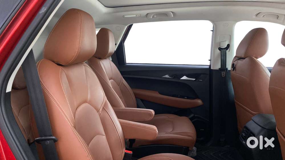 Mg Hector Plus 1.5 Hybrid Sharp Turbo 6 Str, 2022, Petrol