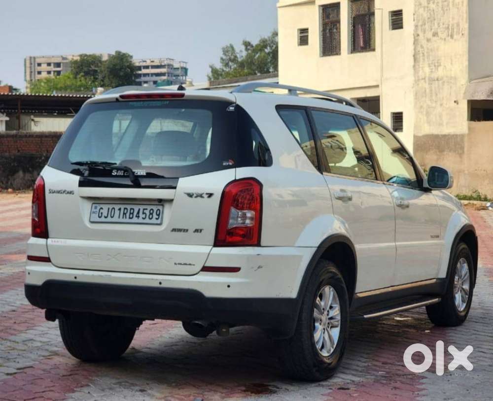 Mahindra Rexton, 2013, Diesel