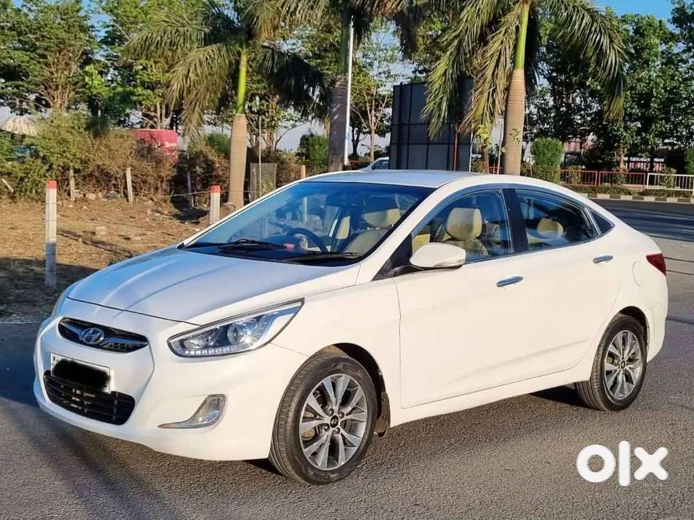 Hyundai Fluidic Verna