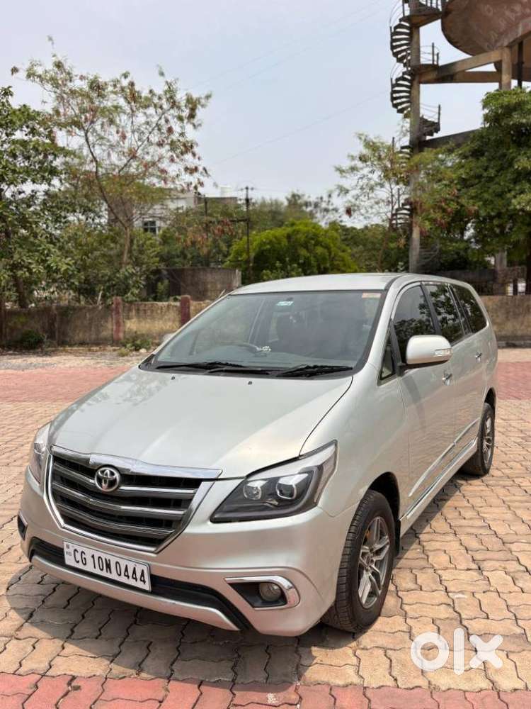 Toyota Innova 2.5 G (diesel) 8 Seater, 2013, Diesel