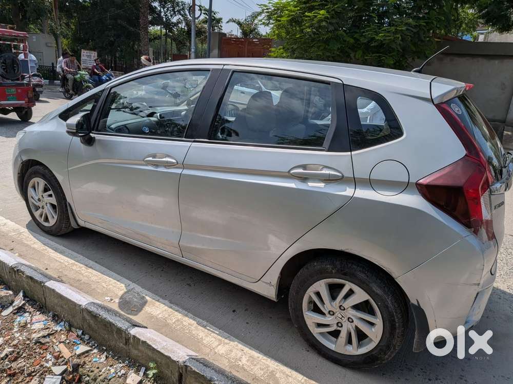 Doctor Owned Excellent Condition Automatic Honda Jazz Petrol 2016