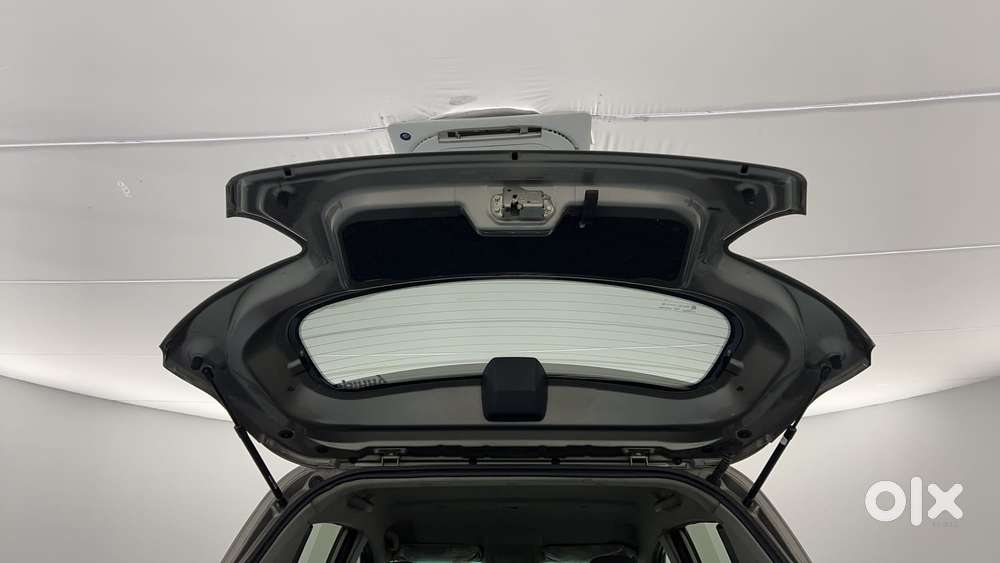 Mahindra Kuv 100 2016-2017 Mfalcon G80 K8, 2016, Petrol