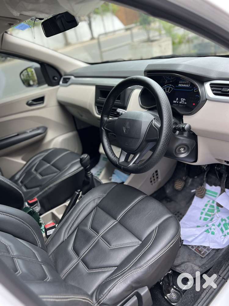 Renault Triber Authentic-petrol-manual, 2026