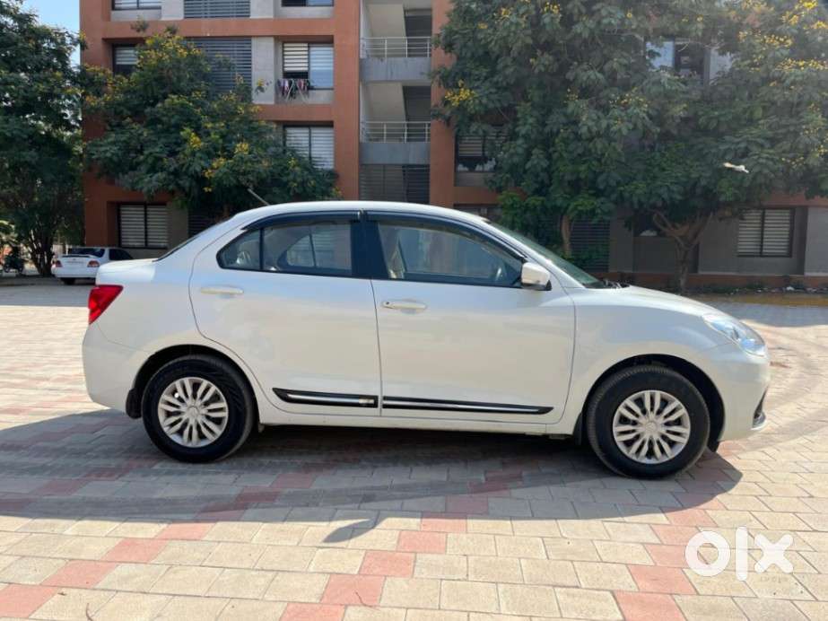 Maruti Suzuki Swift Dzire Vxi Optional, 2024, Petrol