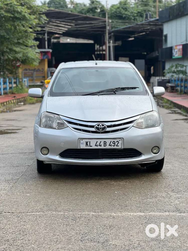 Toyota Etios 2012 Diesel 136000 Km Driven