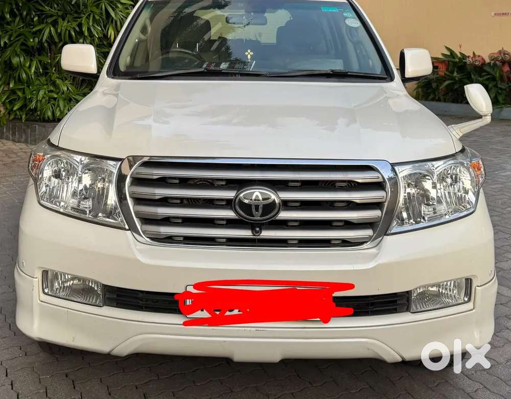 Toyota Land Cruiser V8