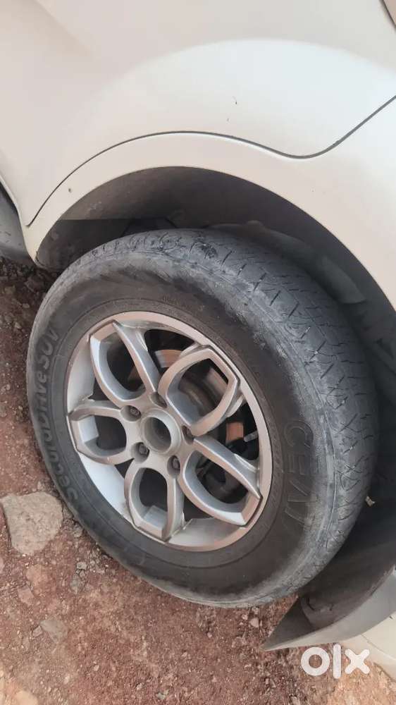 Mahindra Xuv500 2017 Diesel 102000 Km Driven