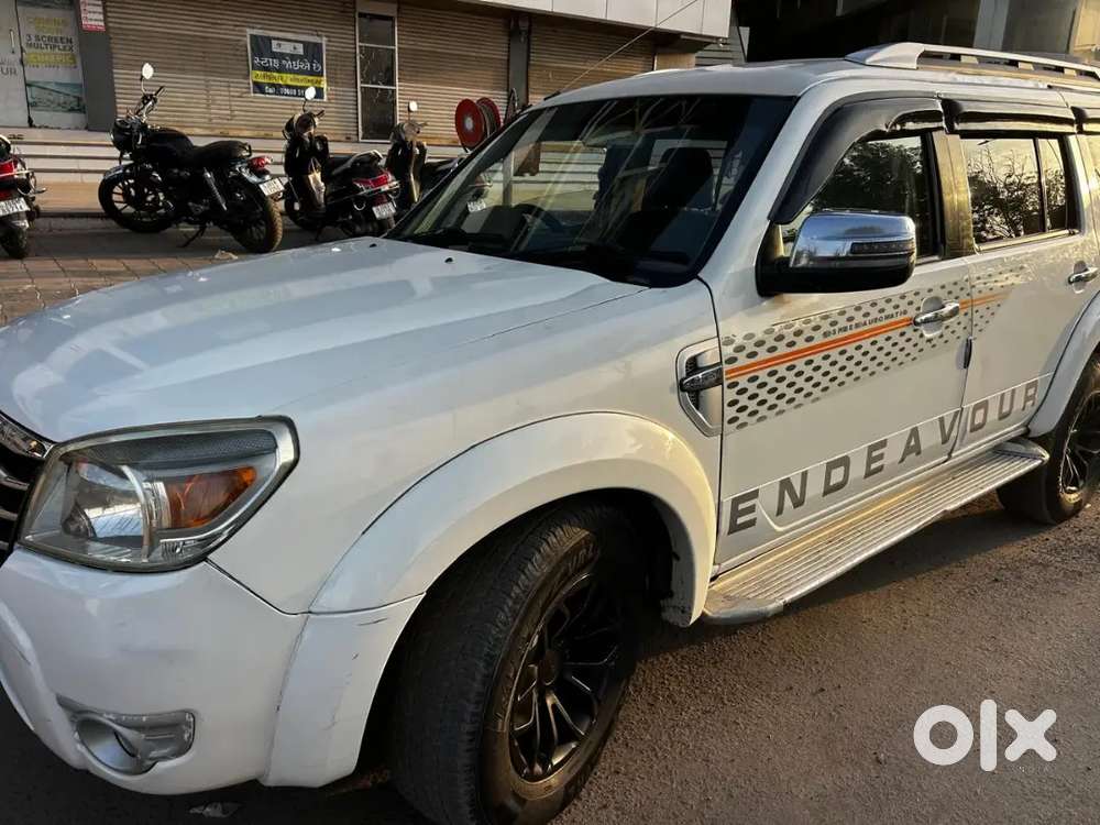 Ford Endeavour 2013 Diesel
