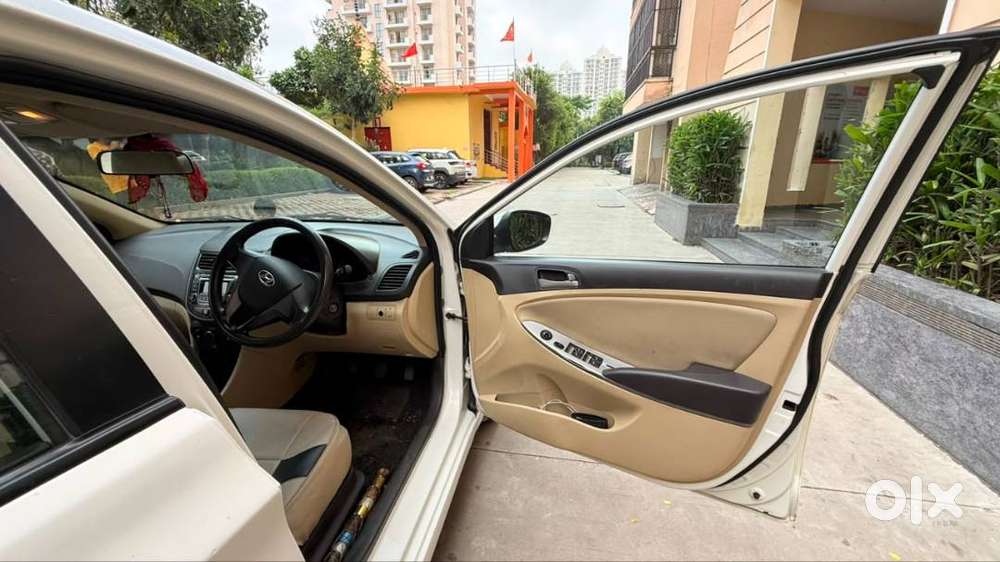 Hyundai Verna 2015 Petrol Manual  90,000 Km  Excellent Condition
