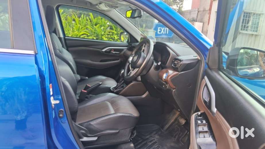 Toyota Urban Cruiser Hyryder 1.5 V Hybrid, 2024, Petrol