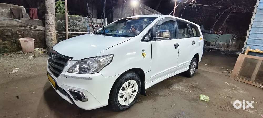 Toyota Innova 2014 Diesel Well Maintained