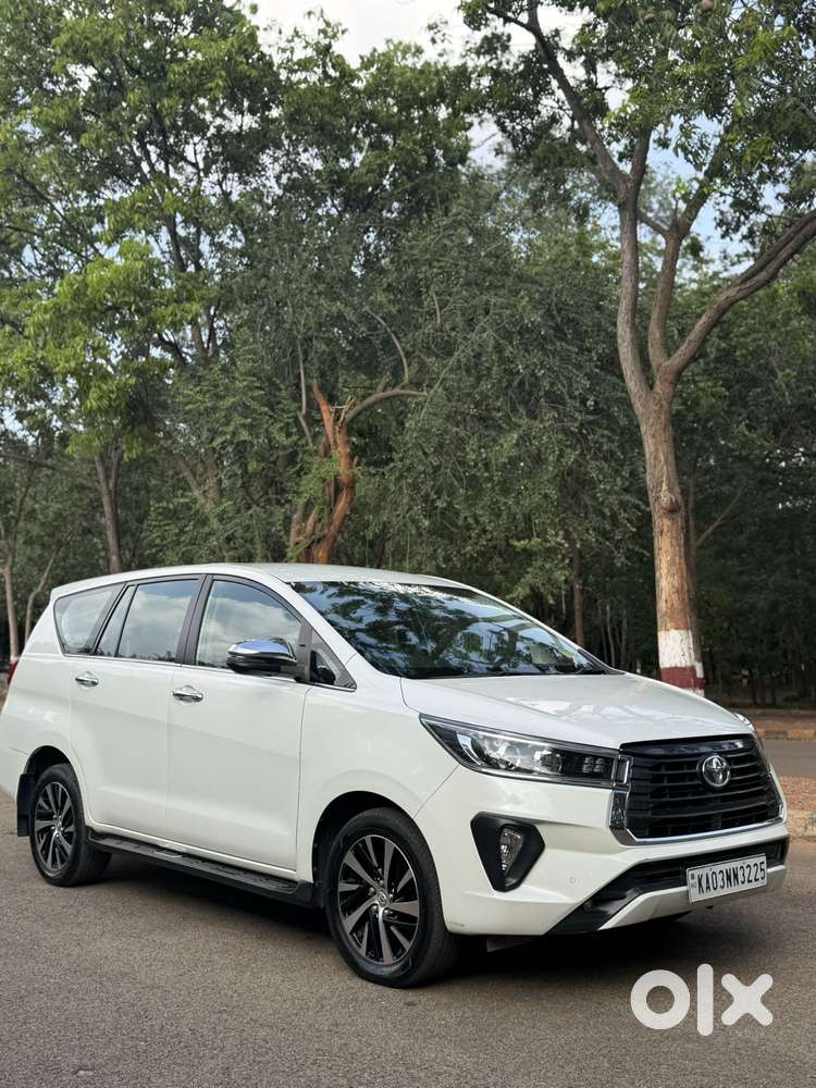 Toyota Innova Crysta [2020-ongoing] 2.4 Zx At 7 Str, 2022, Diesel