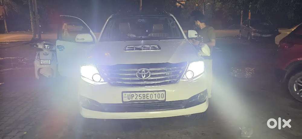 Toyota Fortuner 2014 Diesel 85000 Km Driven