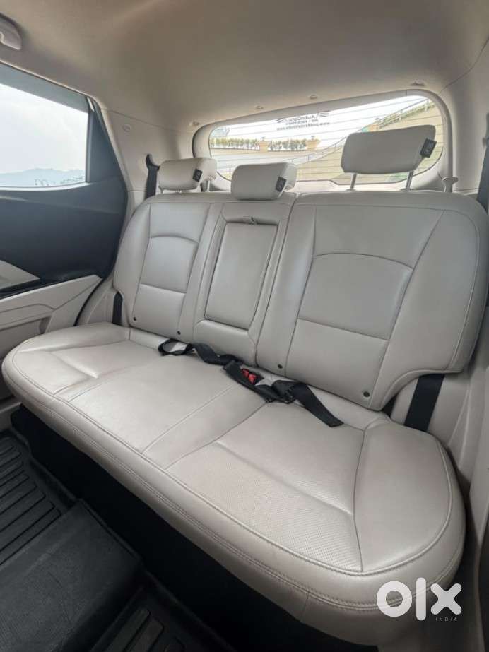 Mahindra Xuv300 W8 Option, 2022, Petrol