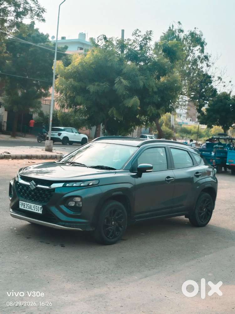 Maruti Suzuki Fronx Delta Plus 1.2l Mt, 2023, Petrol