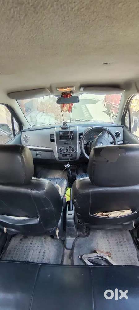 Maruti Suzuki Wagon R Lxi Cng 2012 (dealer Log Is Ad Se Dur Rahe)